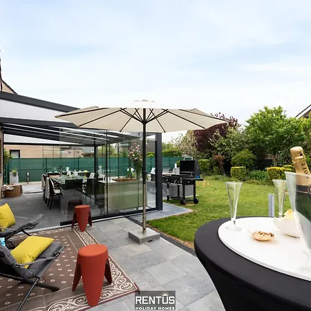 Βίλα Hoezee - 400m From The With Garden & Petanque Court *
