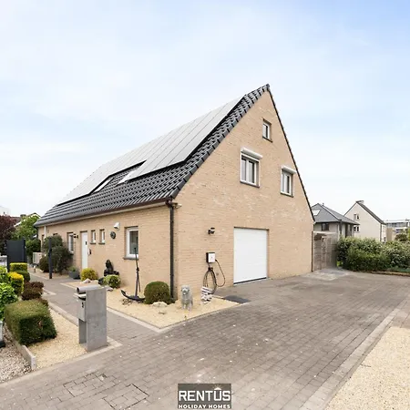 Βίλα Hoezee - 400m From The With Garden & Petanque Court Bredene-aan-Zee