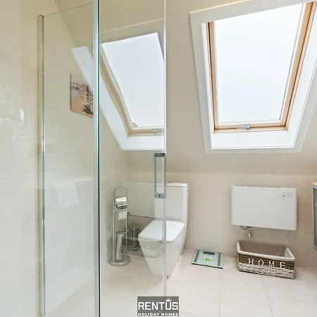 Hoezee - 400m From The With Garden & Petanque Court *